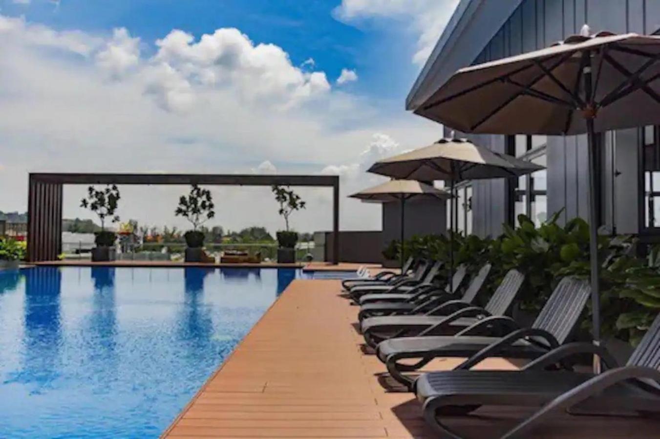 Le Pavilion Bandar Puteri Пухонг Екстериор снимка